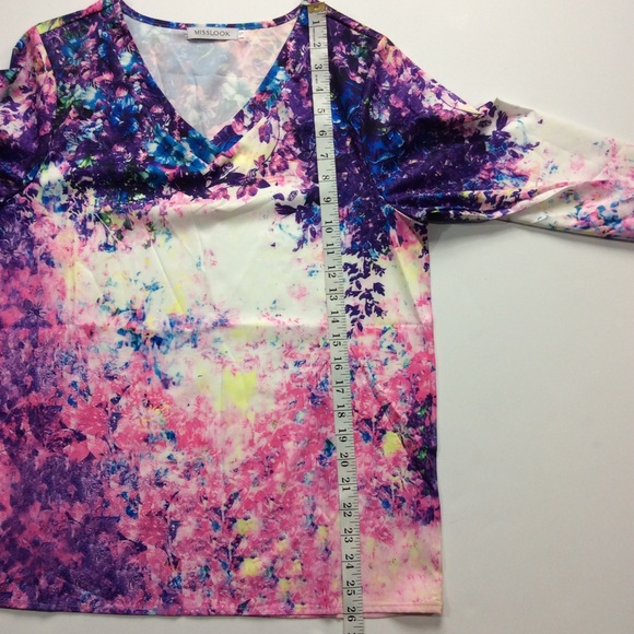 FLORAL V-NECK SHIRT NWOT - Picture 11 of 13